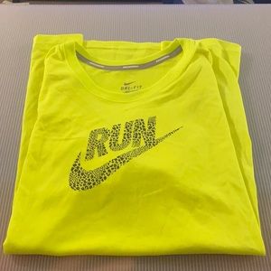 Nike Tee (Loose)